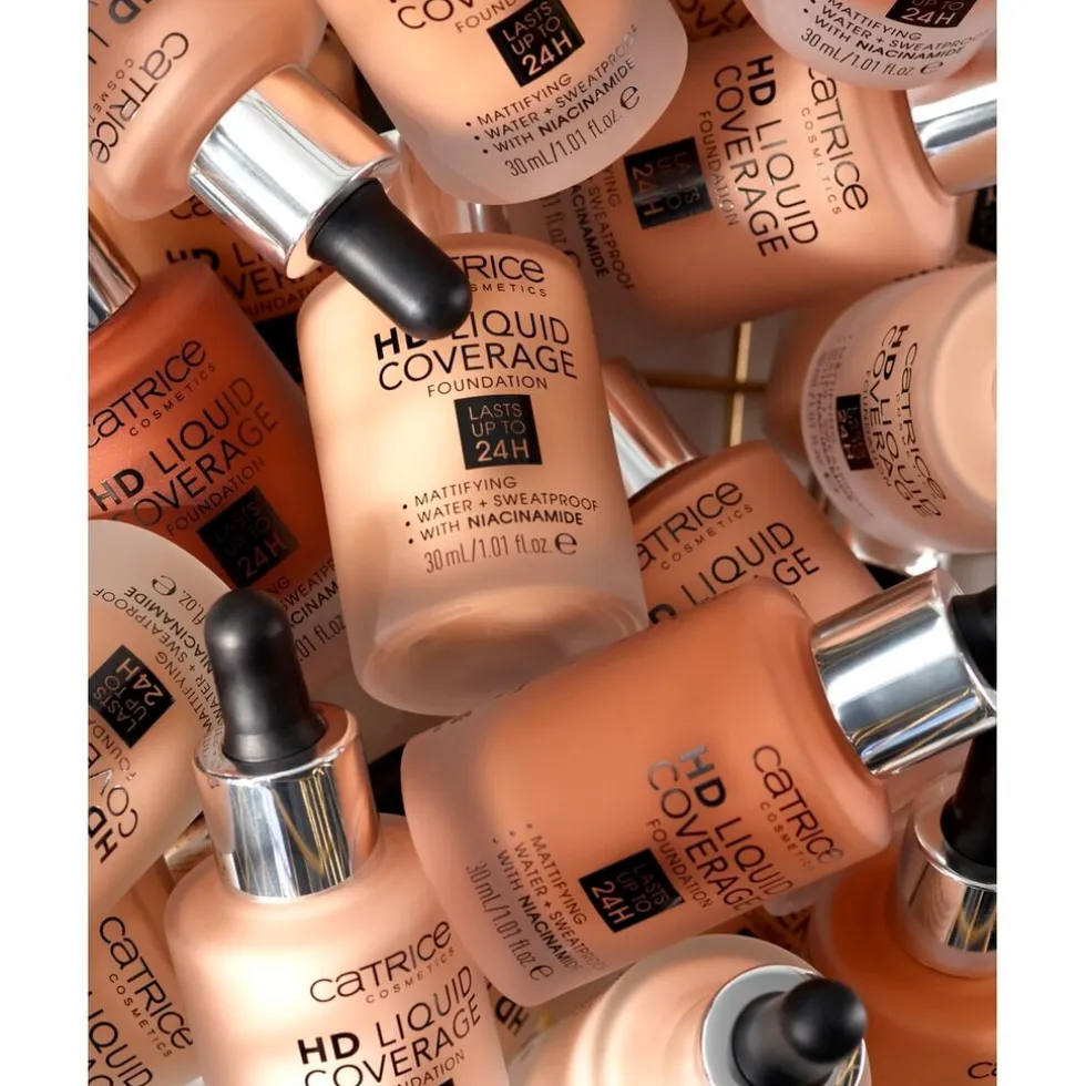 Catrice HD 030 Sand Beige Liquid Coverage Foundation