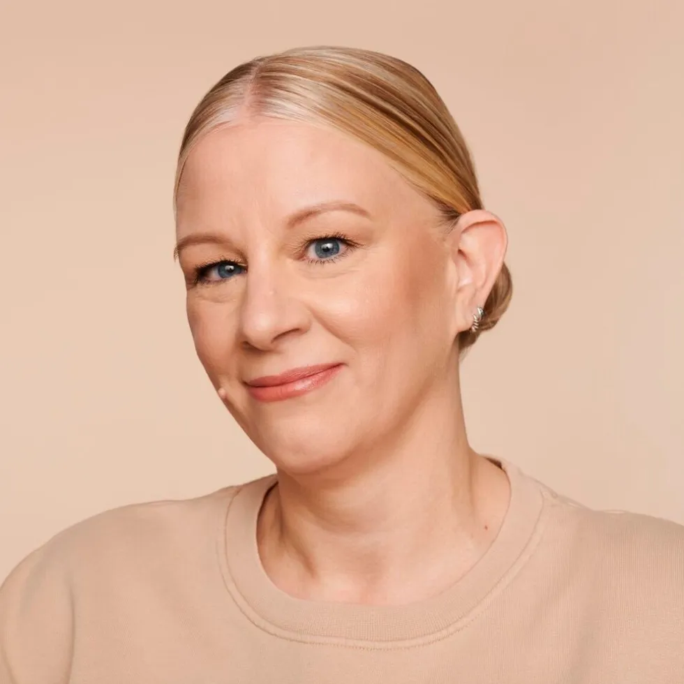 Catrice HD 030 Sand Beige Liquid Coverage Foundation