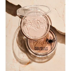 Catrice More Than Glow Beyond Golden Glow Highlighter