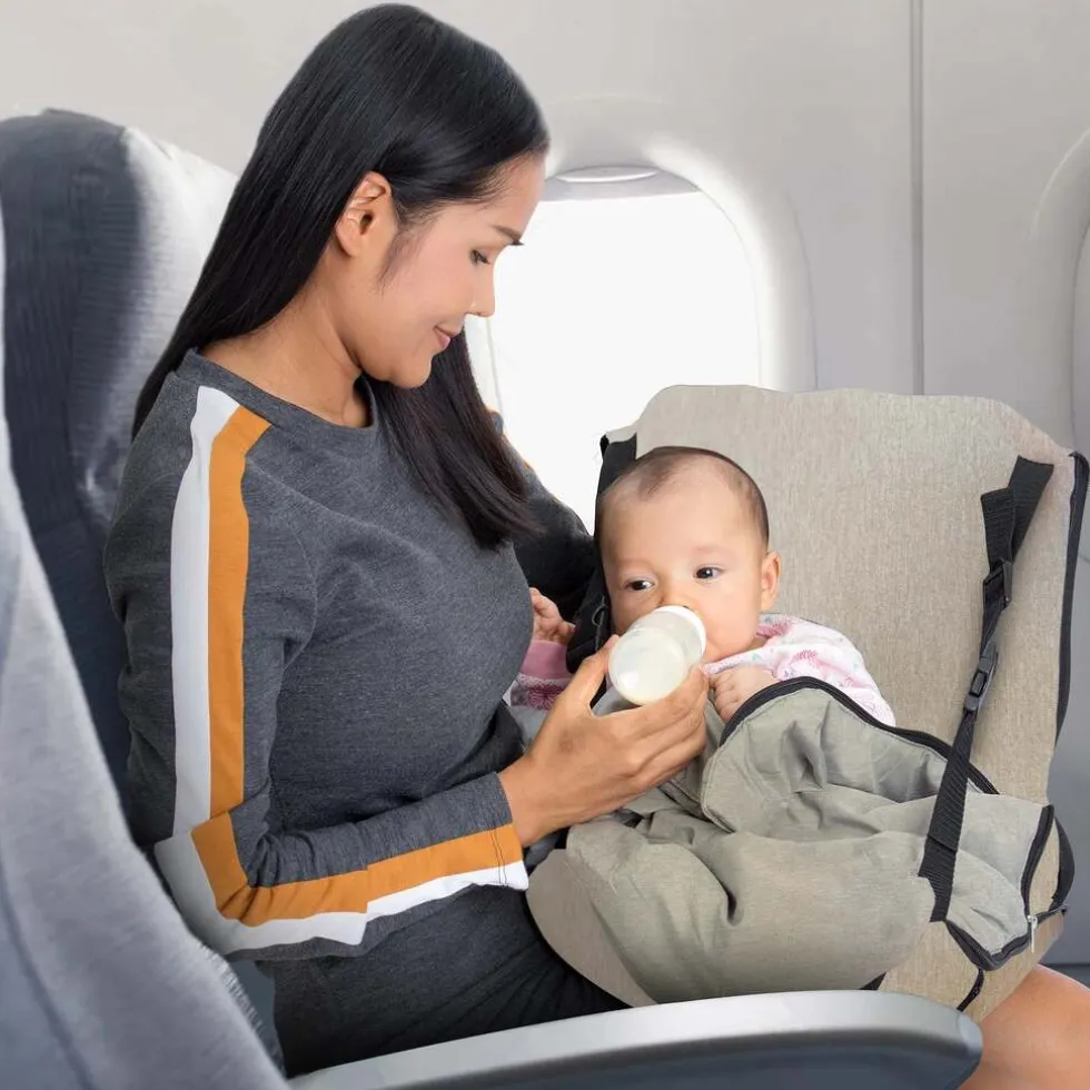 Deryan AirTraveller Vliegtuigbedje Reiskussen inclusief matras