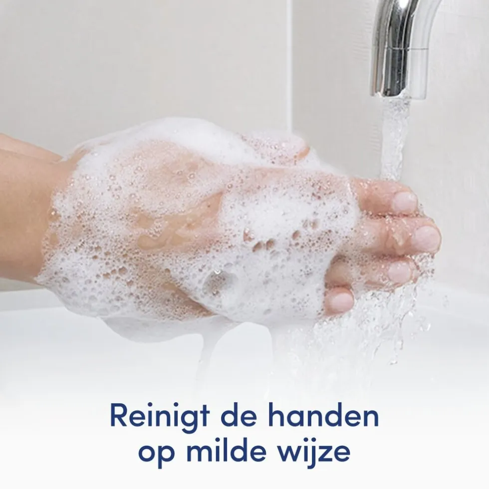 Dove Fine Silk Verzorgende Handzeep