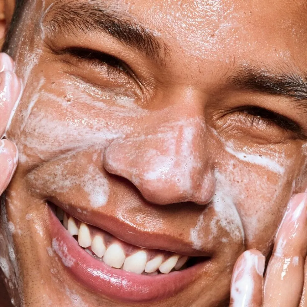 e.l.f. Skin Holy Hydration! Clean Freak Daily Cleanser