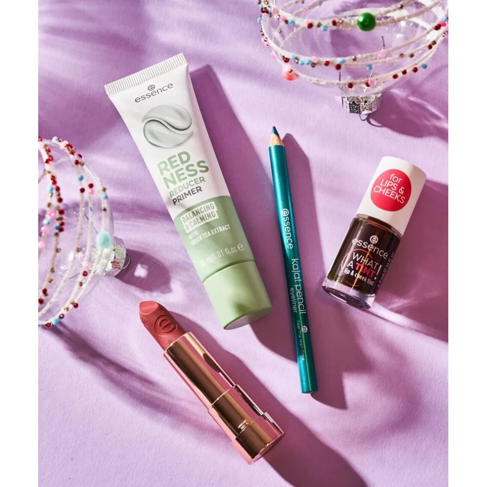 Essence 25 Feel The Mari-Time Kajal Pencil