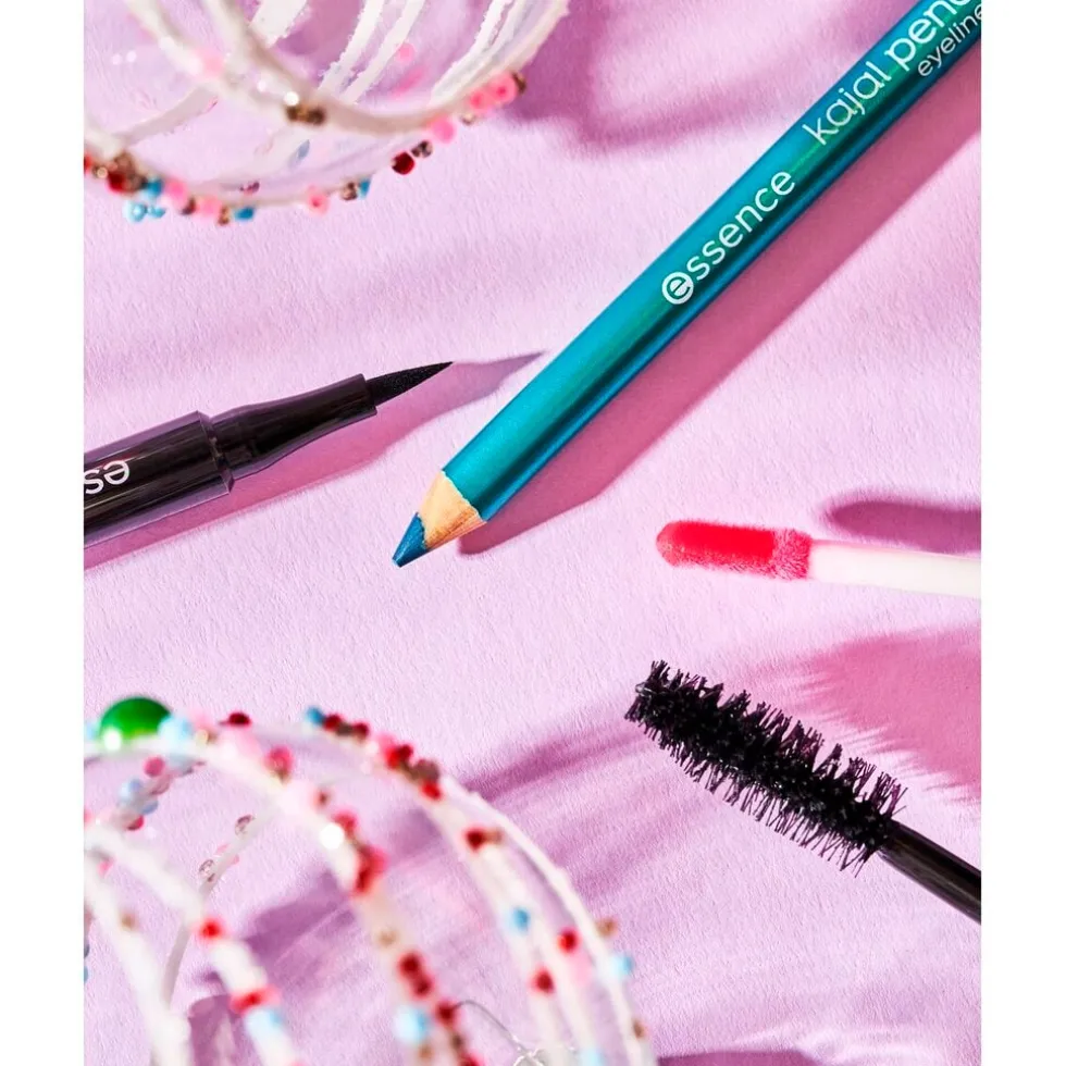 Essence 25 Feel The Mari-Time Kajal Pencil