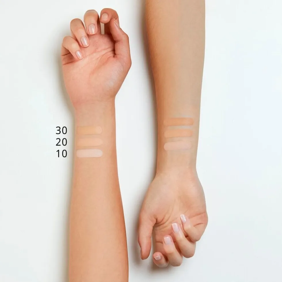 Essence 20 Matt Sand Coverstick