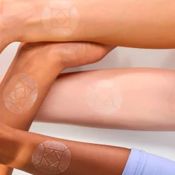 Essence Baby Got Diamond Highlighter Stick