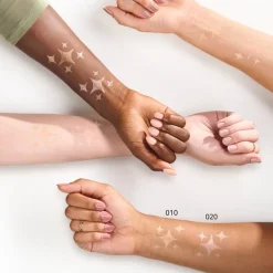 Essence Baby Got Glow 010 Golden Aura Highlight Stick