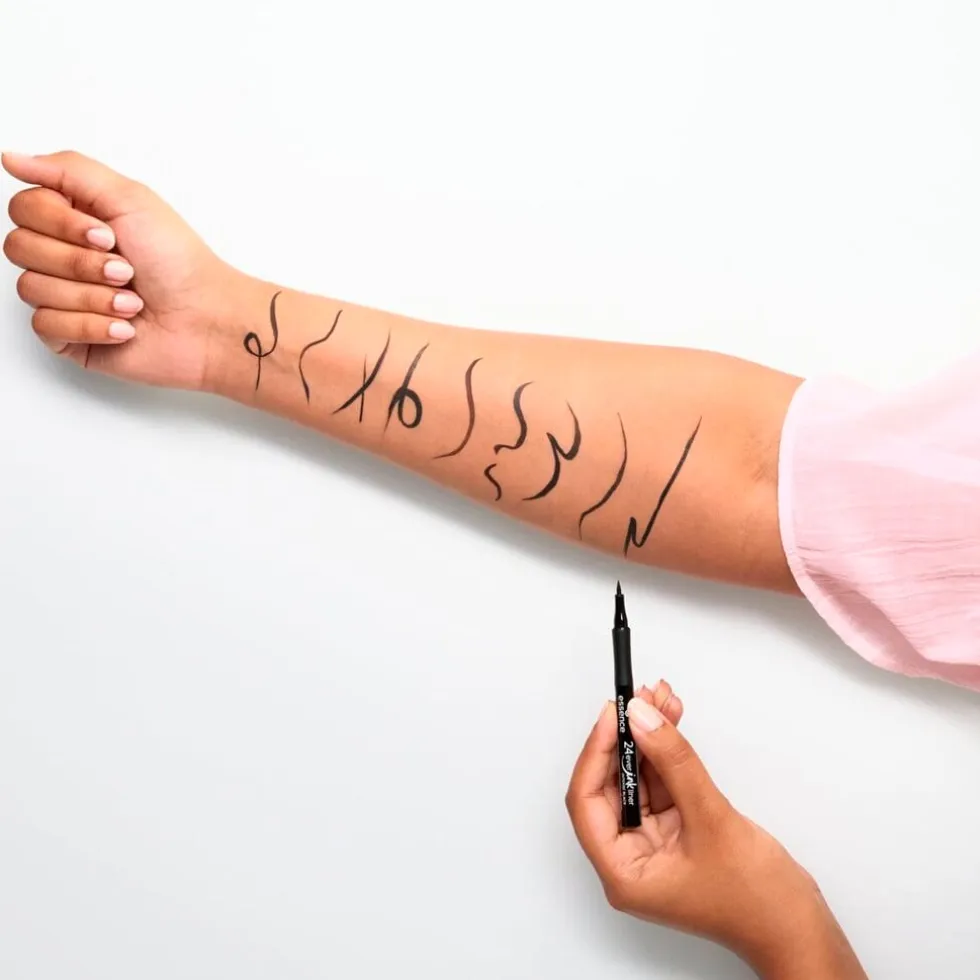 Essence 24ever 01 Intense Black Ink Liner