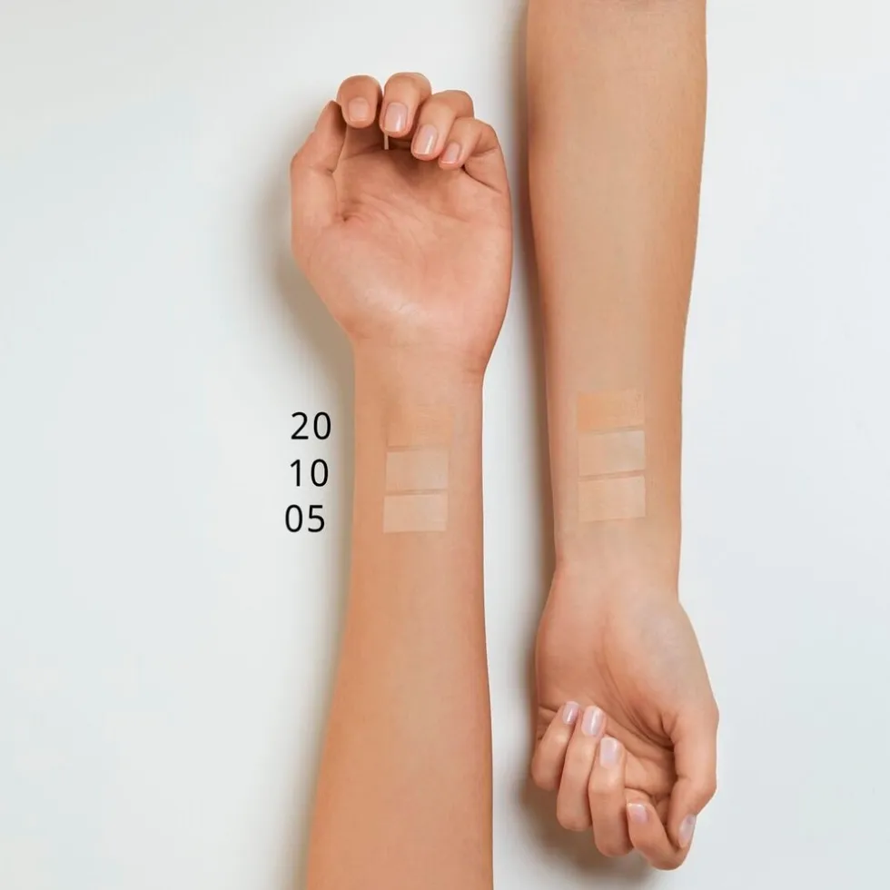 Essence Skin Lovin' Sensitive 10 Light Concealer