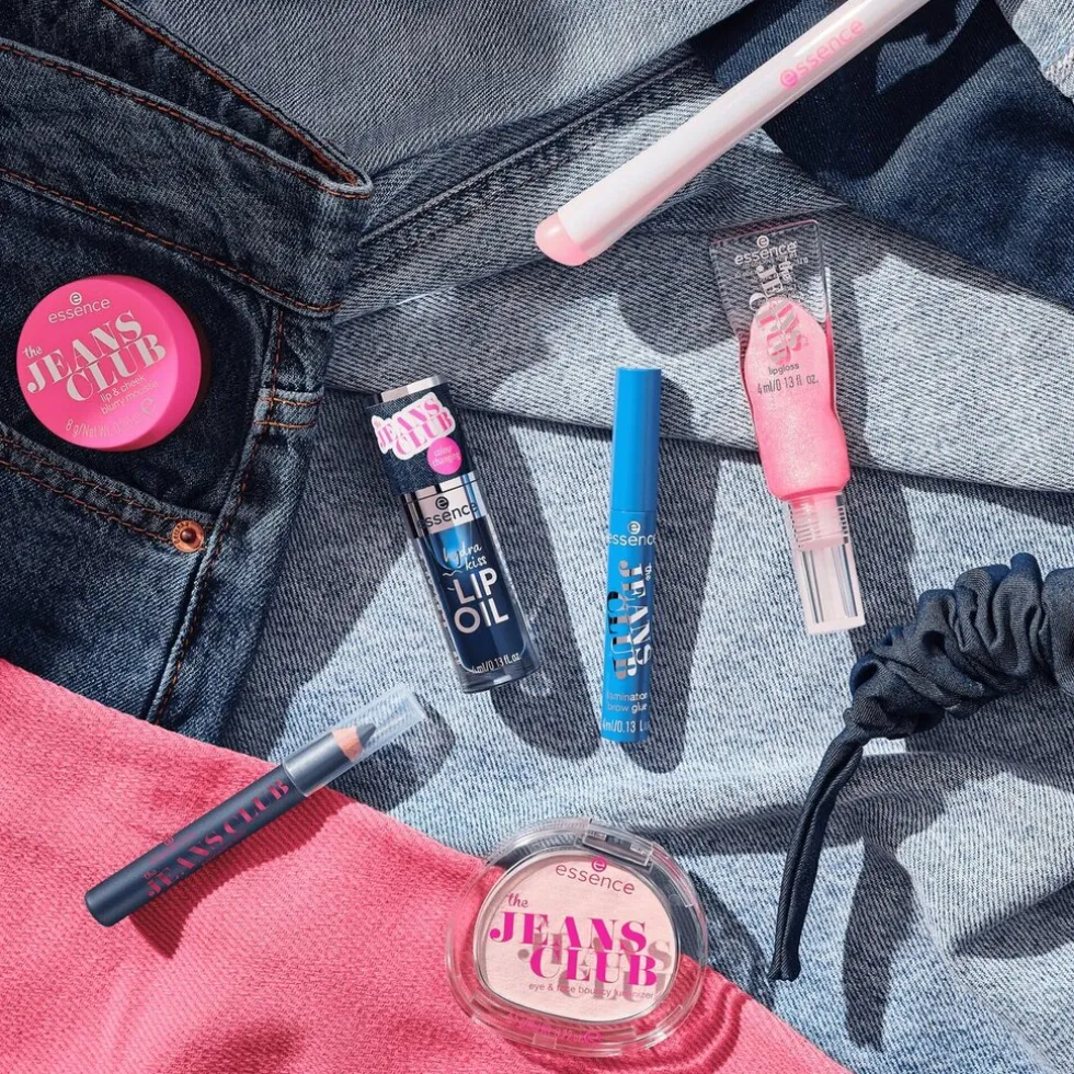 Essence The Jeans Club 01 Eye & Face Bouncy Luminizer Highlighter
