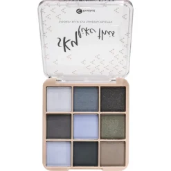 Kruidvat Sky Like This Smokey Blue Eye Shadow Palette