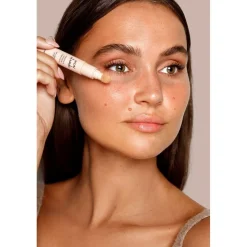 Kruidvat Wear It Nude 010 Light Under Eye Cushion Concealer