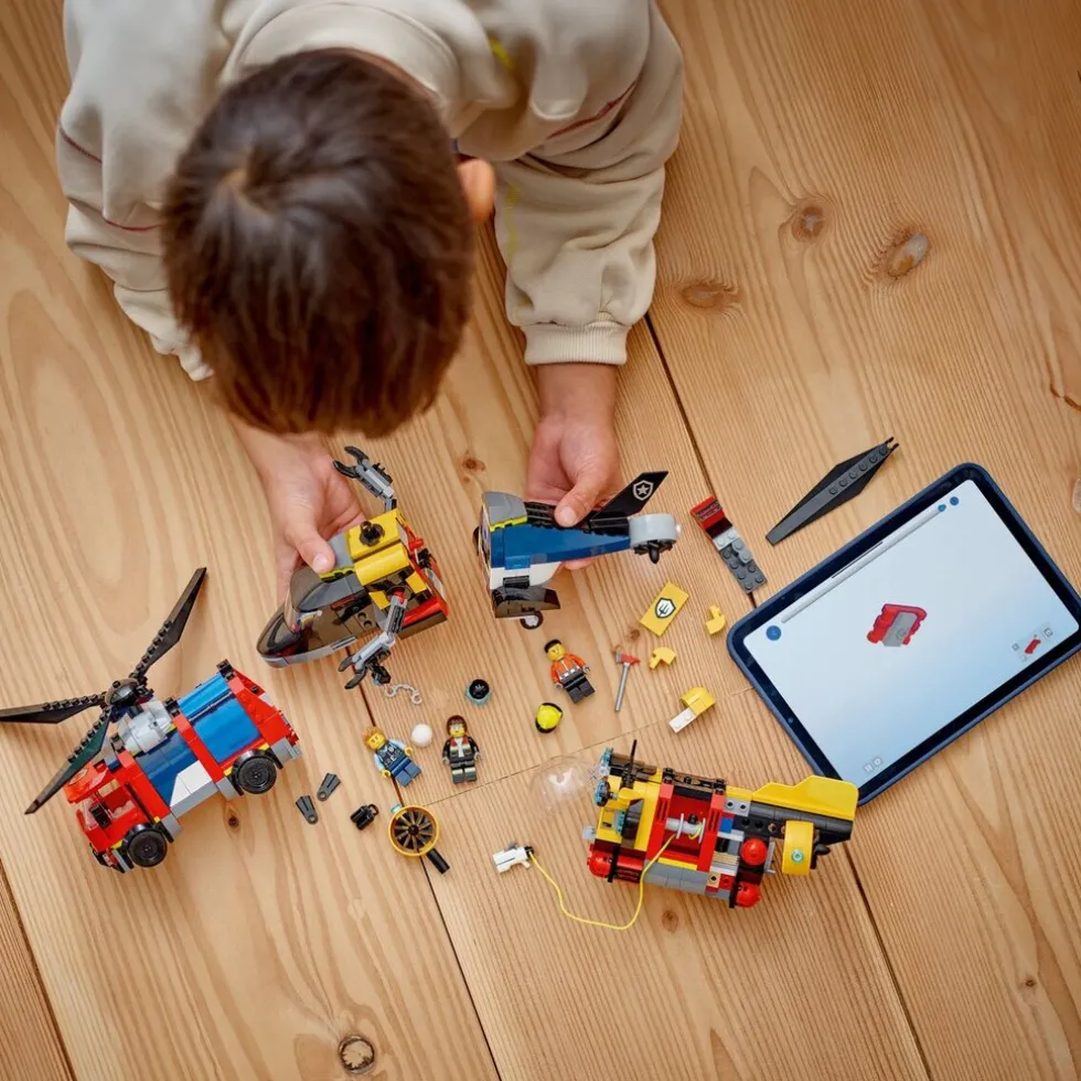 LEGO City 60462 Helikopter, Brandweerauto en Onderzeeër Remix