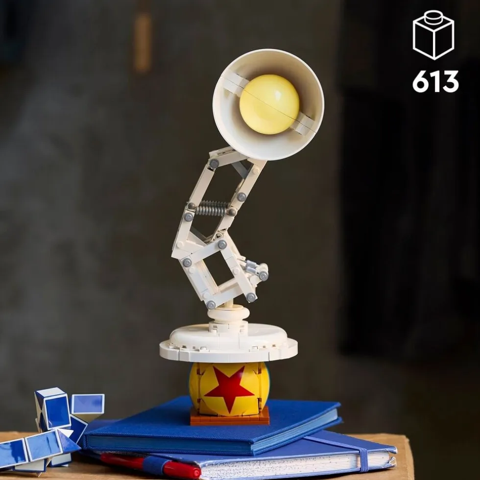 LEGO Ideas Disney 21357 Disney Pixar Luxo Jr.