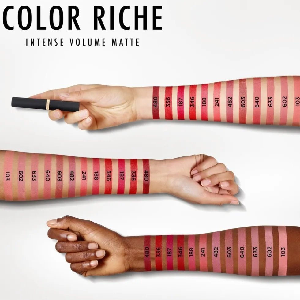 L'Oréal Paris Color Riche Volume Matte 241 Coral Irreverent Intense Lippenstift