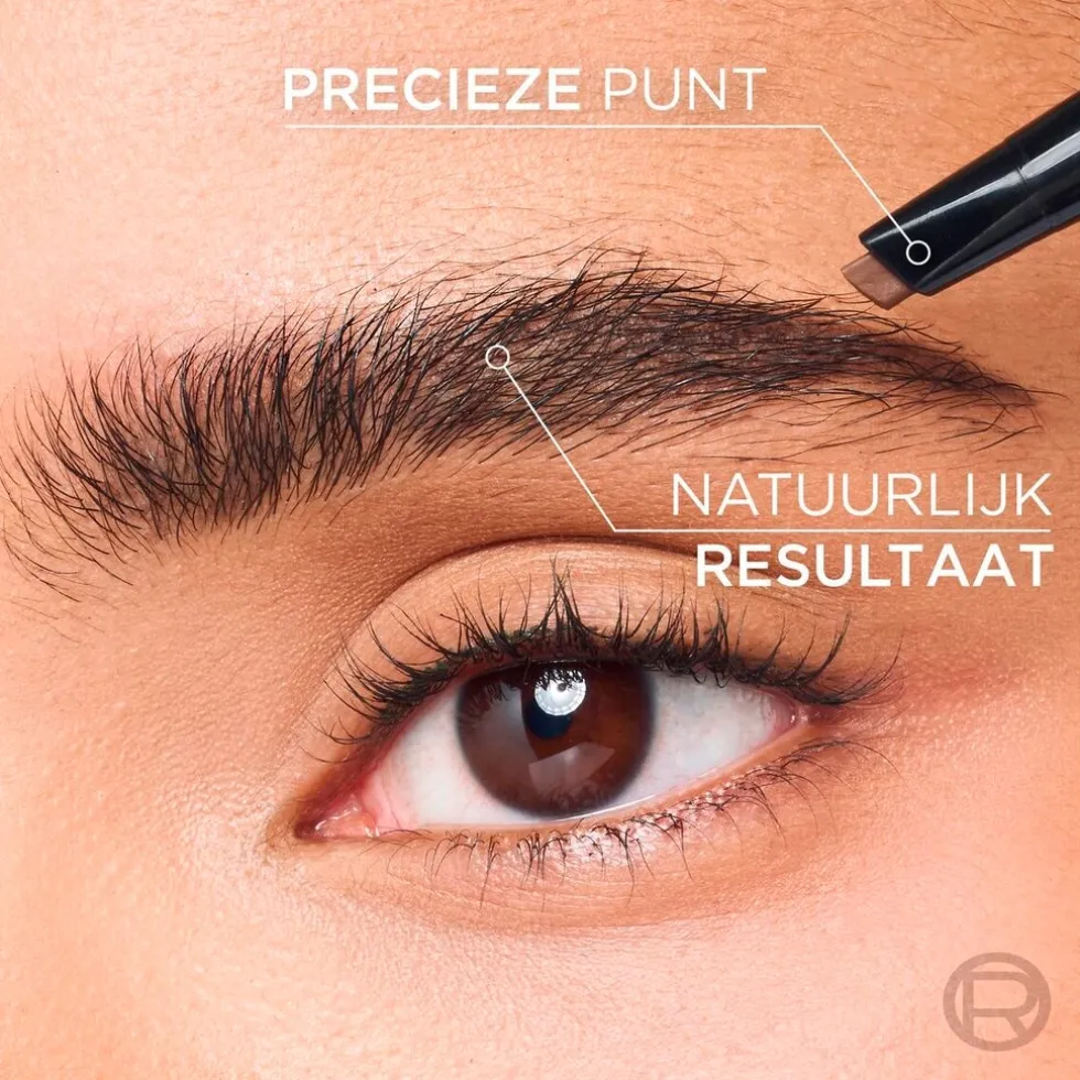 L'Oréal Paris Infaillible 24H Brow 5.23 Auburn Filling Triangular Pencil