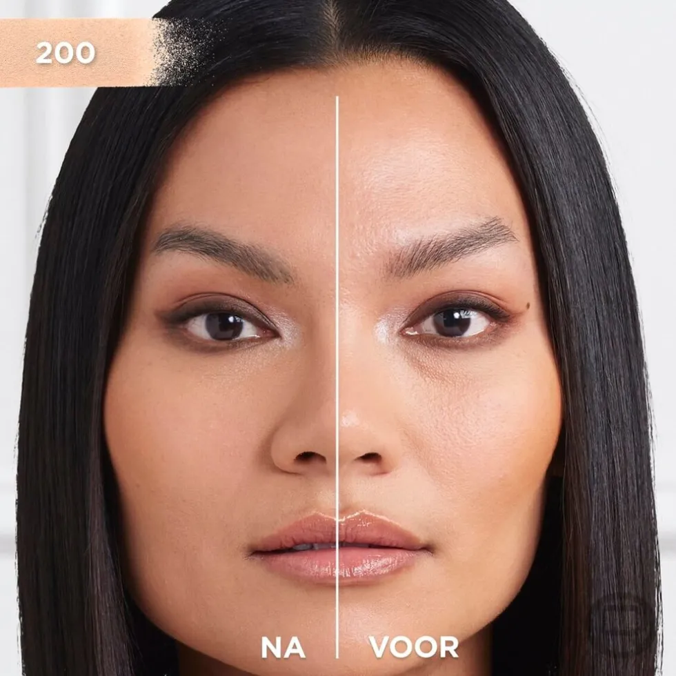 L'Oréal Paris Infaillible 24H Fresh Wear 220 Sand Foundation in a Powder