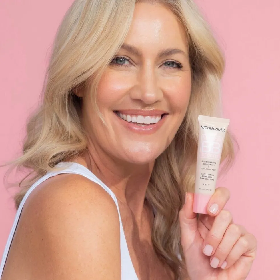 MCoBeauty Miracle Medium BB Cream