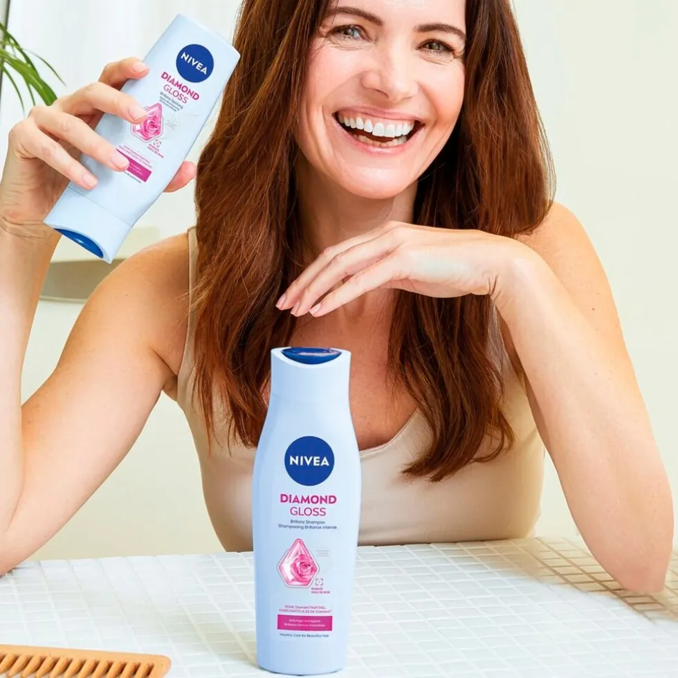 NIVEA Diamond Gloss Shampoo