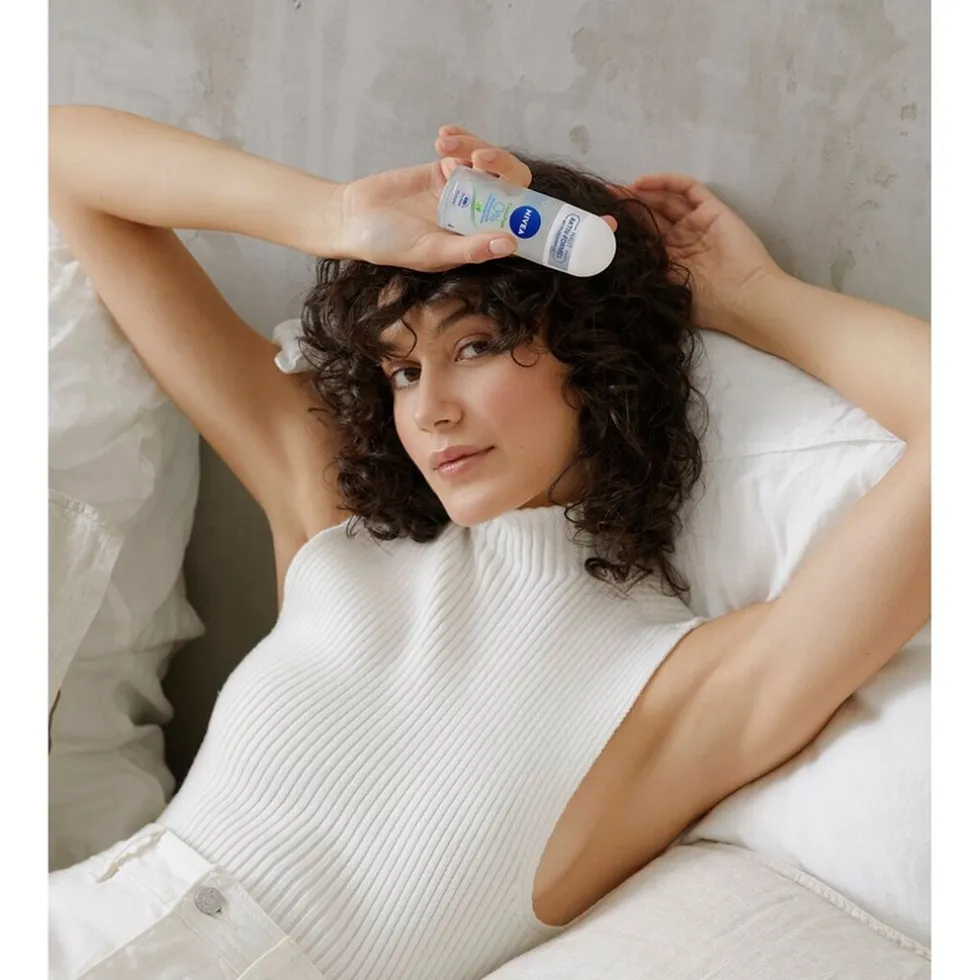 NIVEA Fresh Pure Deodorant Roller