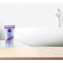 NIVEA Hold 4 Extra Strong Styling Gel