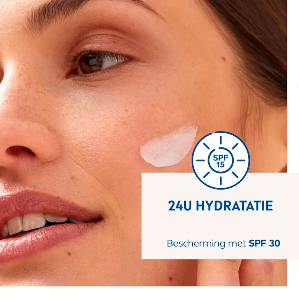 NIVEA Hydraterende Dagcrème met SPF30