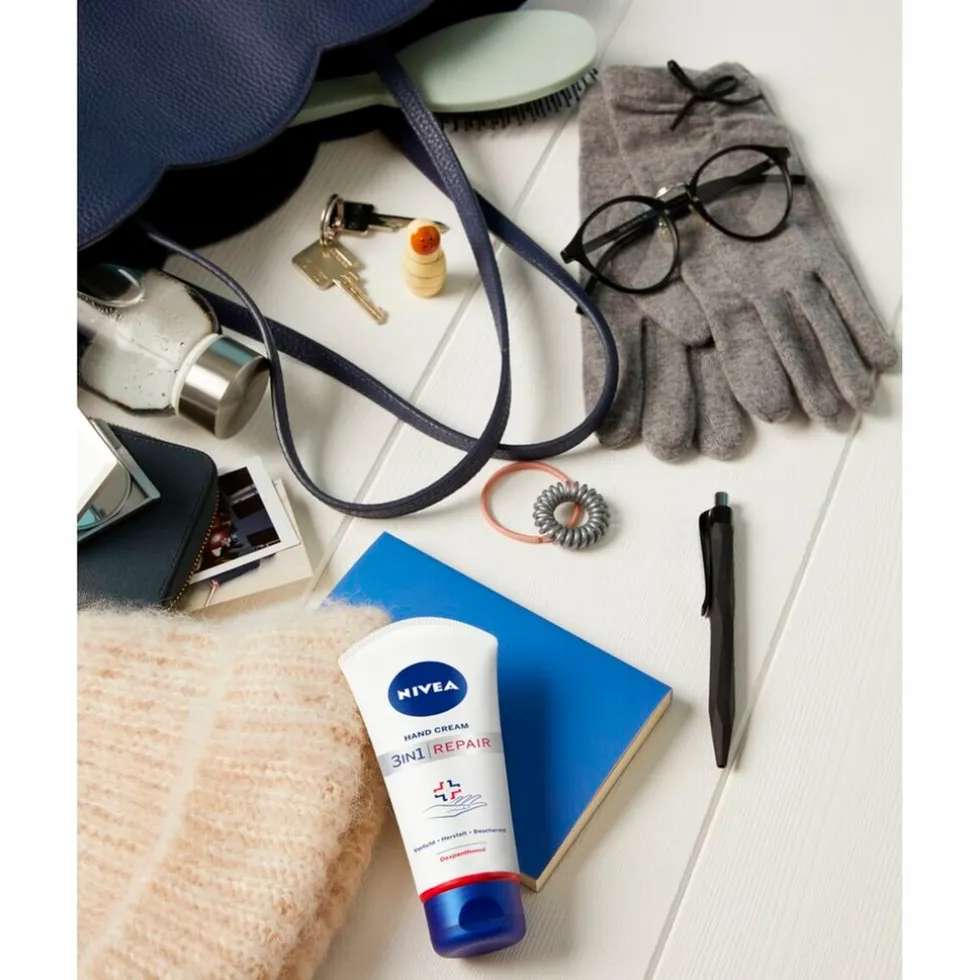 NIVEA 3-in-1 Repair Handcrème