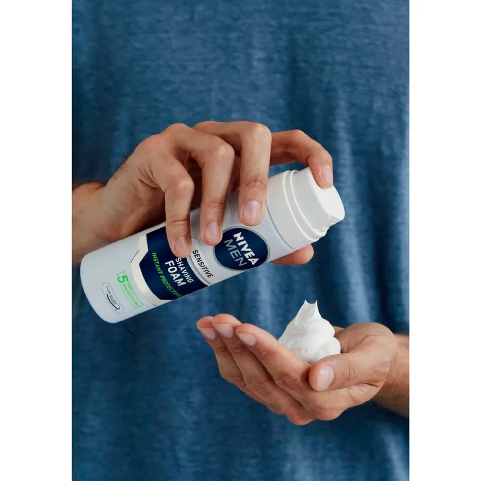 NIVEA Men Sensitive Scheerschuim
