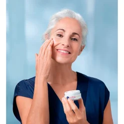 NIVEA Vital Soja SPF30 Anti-Age Verstevigende Dagcrème