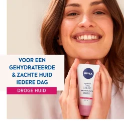 NIVEA Voedende Dagcrème met SPF15