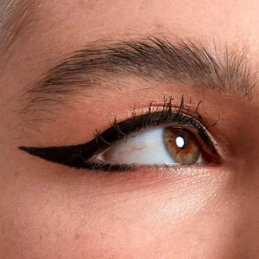 NYX Professional Makeup Epic Wear 01 Black Waterproof Liquid Eyeliner