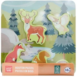 Playing Kids Forest Puzzel